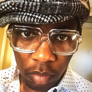 Meet your Posher, Bolla